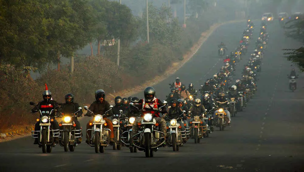 Best Motorcycle Group Riding